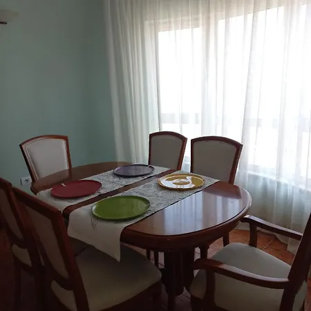 Appartement Portside 2 *