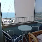 Portside 2 Apartment *
